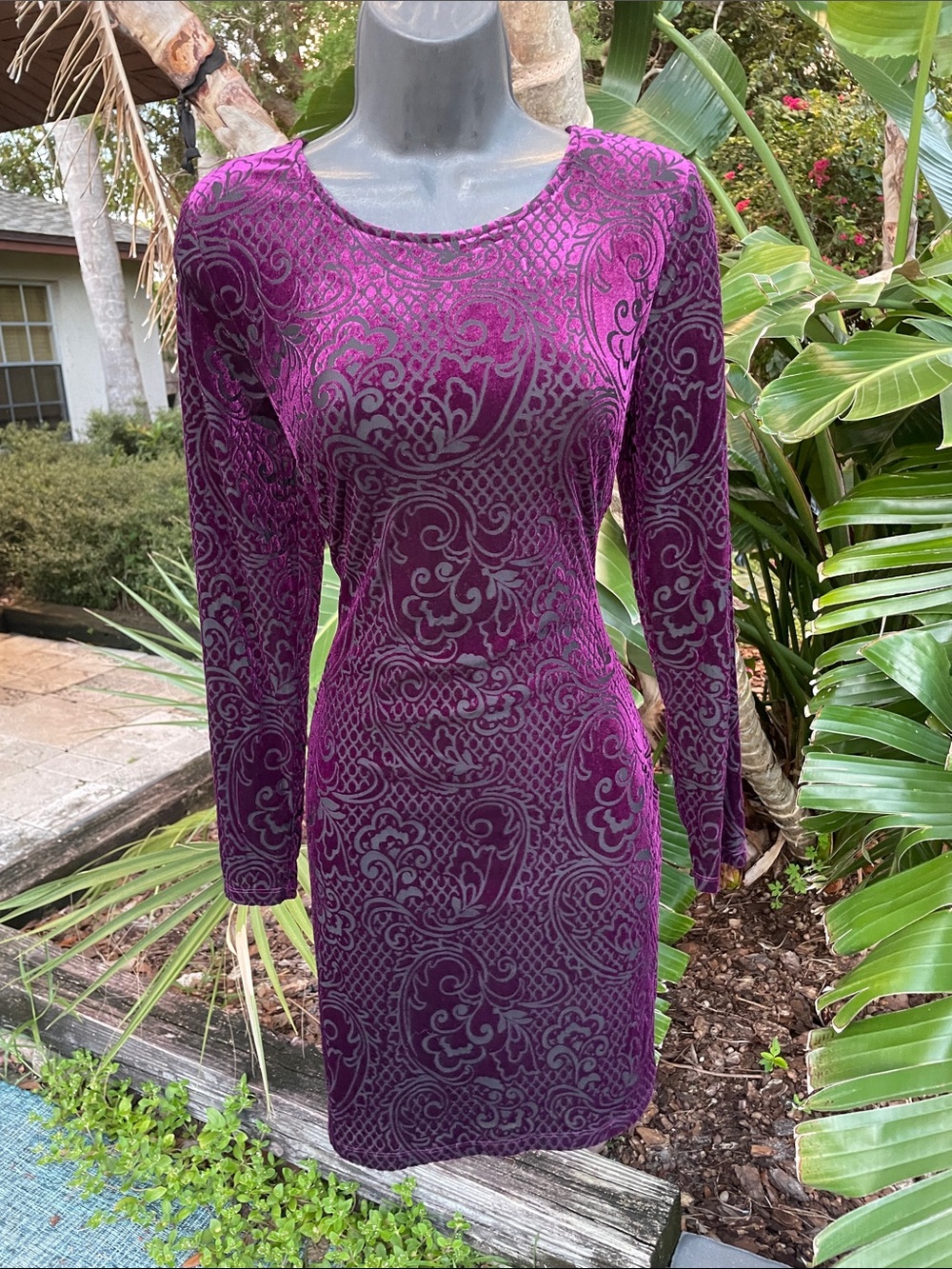purple velvet burnout, stretch, long sleeve body con dress